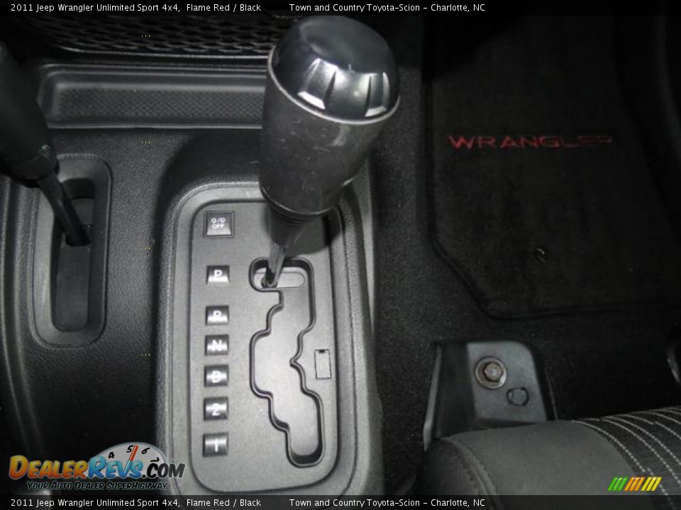 2011 Jeep Wrangler Unlimited Sport 4x4 Flame Red / Black Photo #19