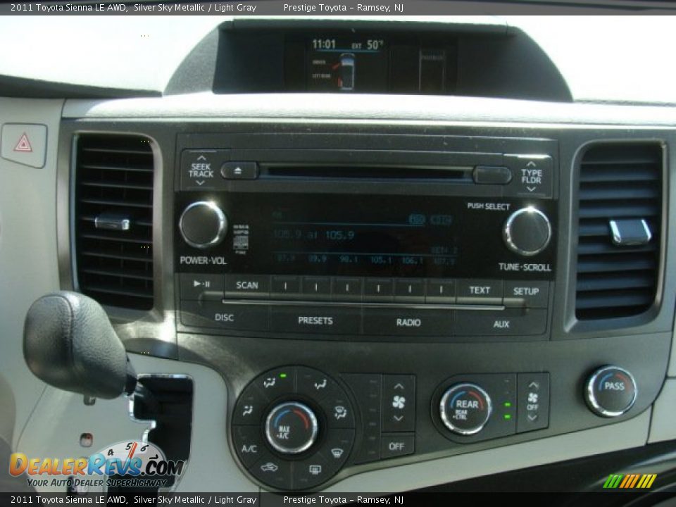 2011 Toyota Sienna LE AWD Silver Sky Metallic / Light Gray Photo #11