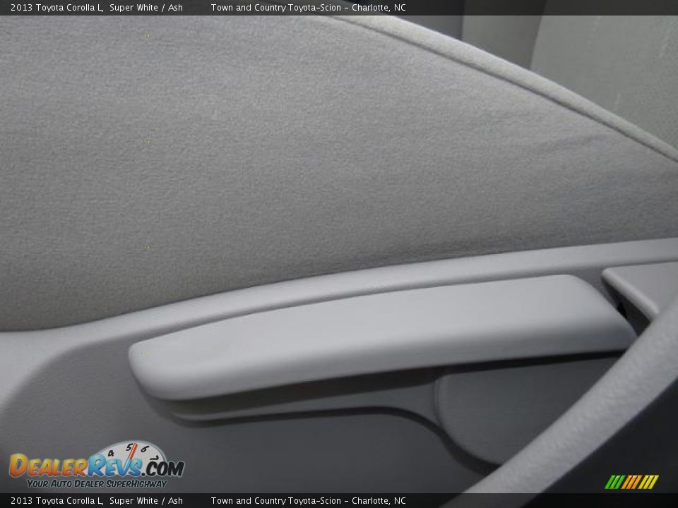 2013 Toyota Corolla L Super White / Ash Photo #9