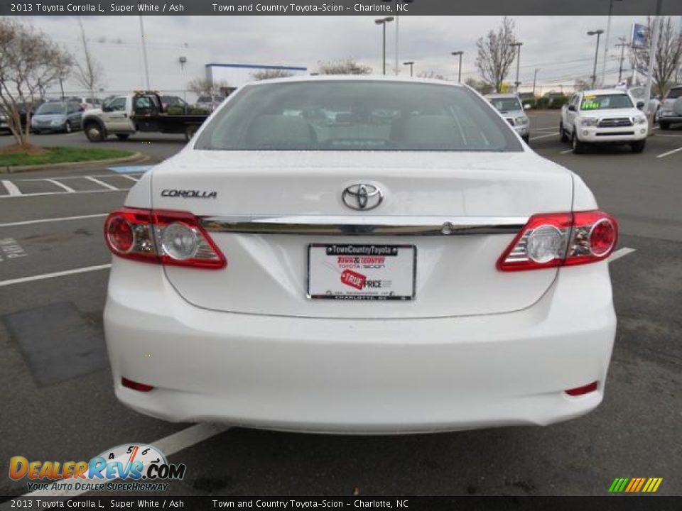 2013 Toyota Corolla L Super White / Ash Photo #16