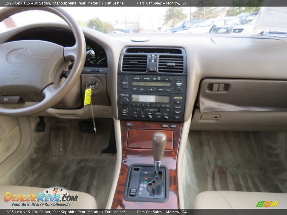 Dashboard of 1995 Lexus LS 400 Sedan Photo #12