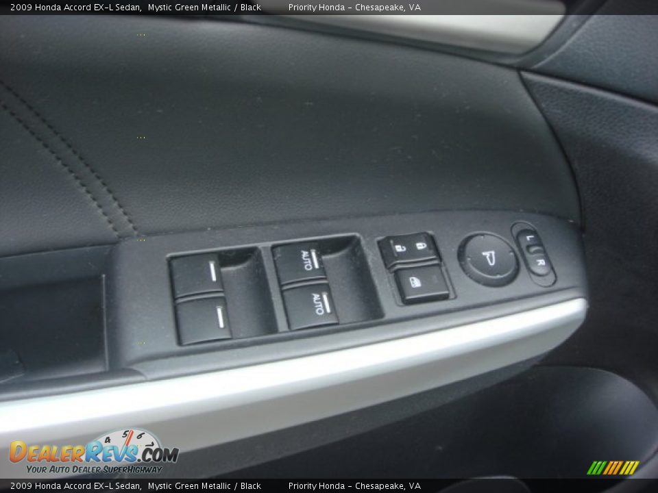 2009 Honda Accord EX-L Sedan Mystic Green Metallic / Black Photo #17
