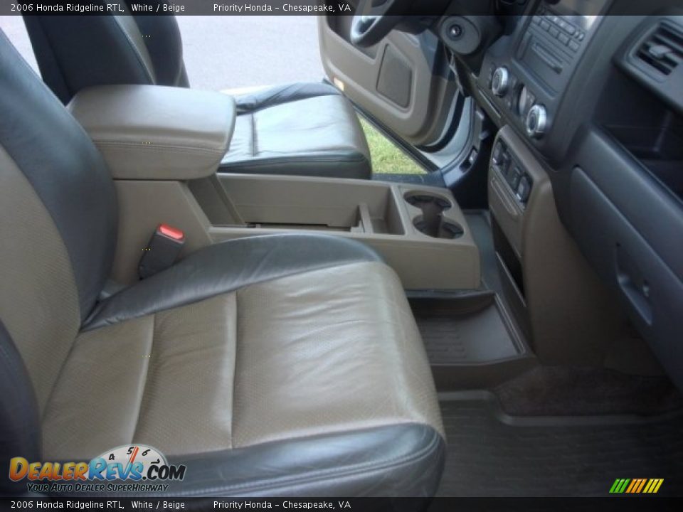 2006 Honda Ridgeline RTL White / Beige Photo #13