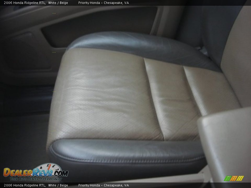 2006 Honda Ridgeline RTL White / Beige Photo #24