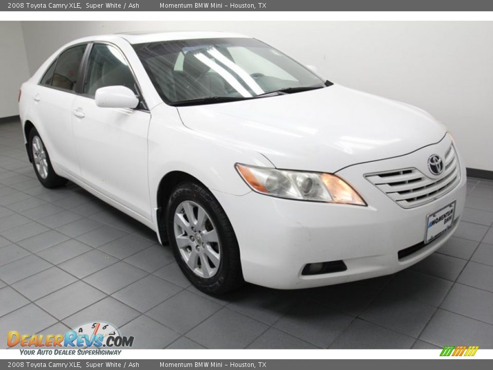 2008 Toyota Camry XLE Super White / Ash Photo #1