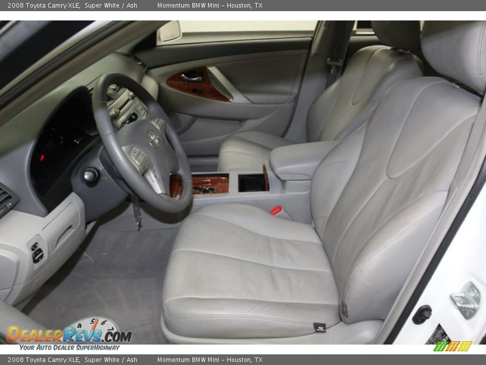 2008 Toyota Camry XLE Super White / Ash Photo #3