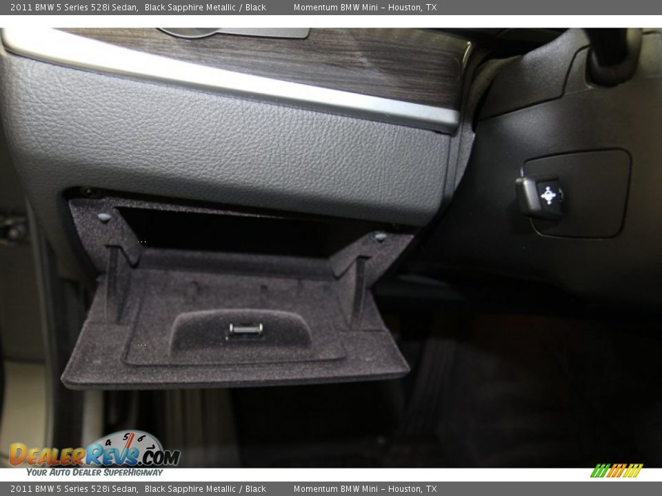 2011 BMW 5 Series 528i Sedan Black Sapphire Metallic / Black Photo #29