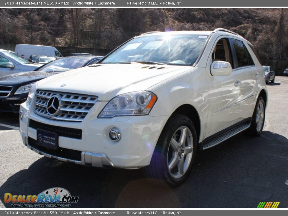 2010 Mercedes-Benz ML 550 4Matic Arctic White / Cashmere Photo #1