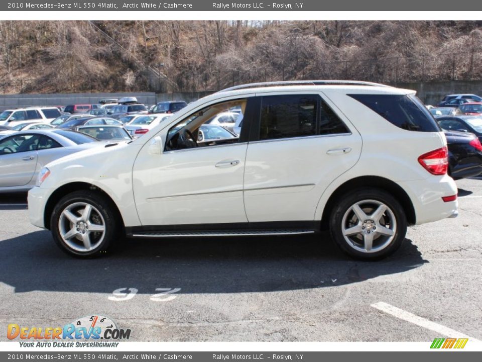 2010 Mercedes-Benz ML 550 4Matic Arctic White / Cashmere Photo #3