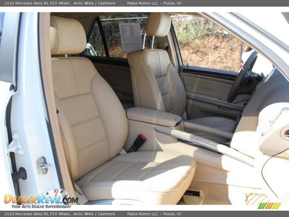 2010 Mercedes-Benz ML 550 4Matic Arctic White / Cashmere Photo #10