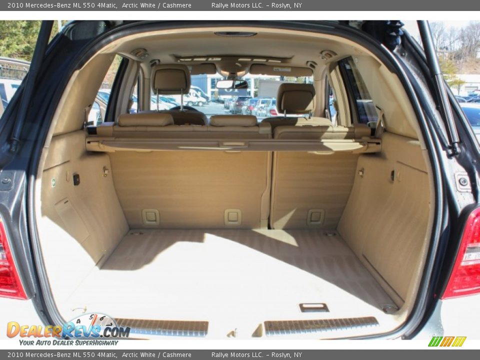 2010 Mercedes-Benz ML 550 4Matic Arctic White / Cashmere Photo #20