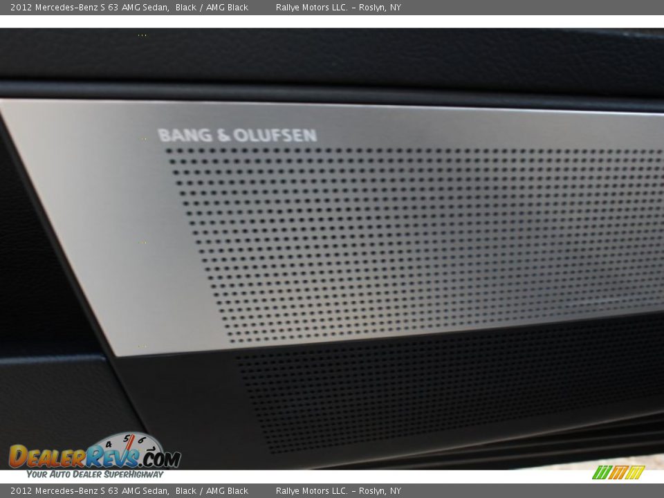 Audio System of 2012 Mercedes-Benz S 63 AMG Sedan Photo #11