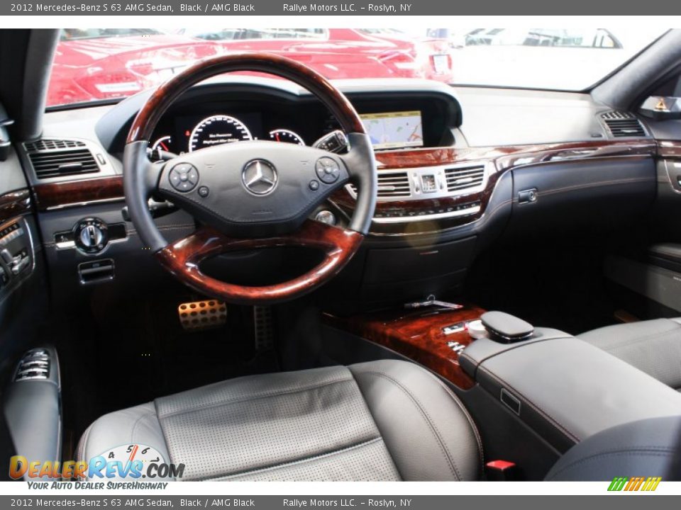Dashboard of 2012 Mercedes-Benz S 63 AMG Sedan Photo #18
