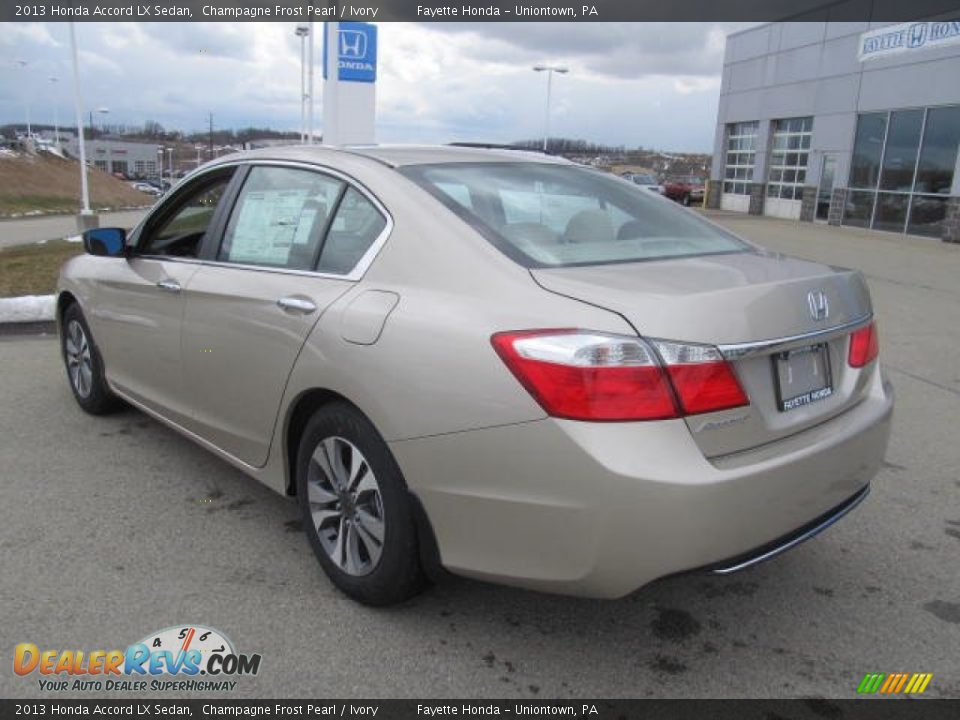 2013 Honda Accord LX Sedan Champagne Frost Pearl / Ivory Photo #17