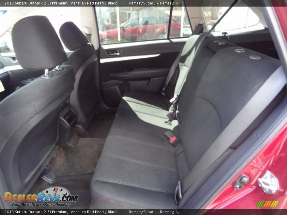 2013 Subaru Outback 2.5i Premium Venetian Red Pearl / Black Photo #17