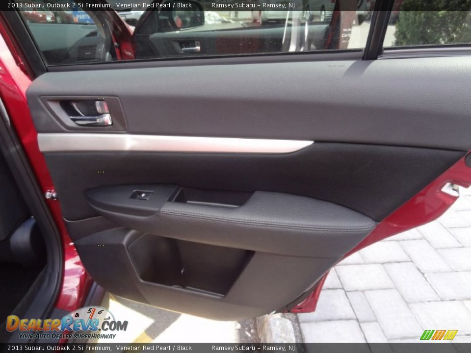 2013 Subaru Outback 2.5i Premium Venetian Red Pearl / Black Photo #27