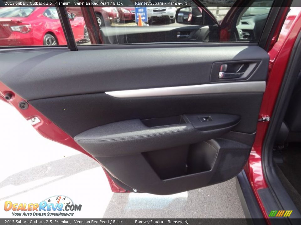 2013 Subaru Outback 2.5i Premium Venetian Red Pearl / Black Photo #29
