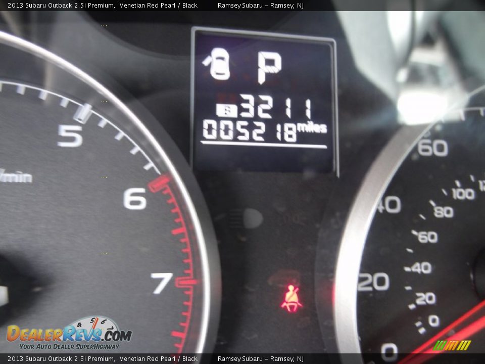 2013 Subaru Outback 2.5i Premium Venetian Red Pearl / Black Photo #32