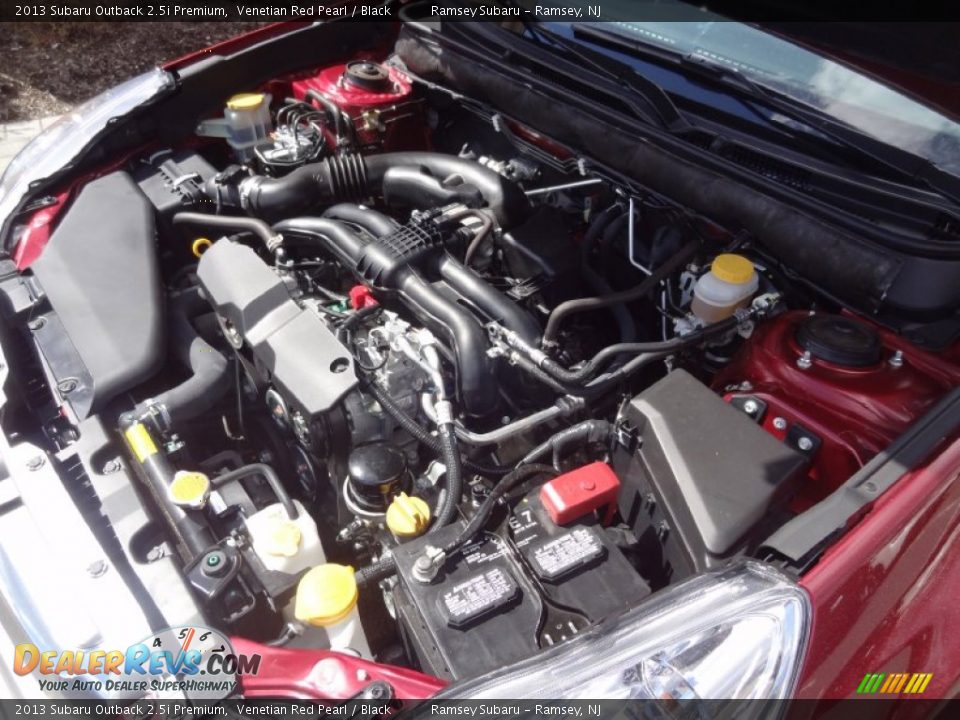 2013 Subaru Outback 2.5i Premium Venetian Red Pearl / Black Photo #34
