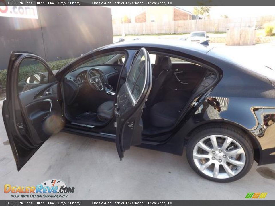 2013 Buick Regal Turbo Black Onyx / Ebony Photo #9