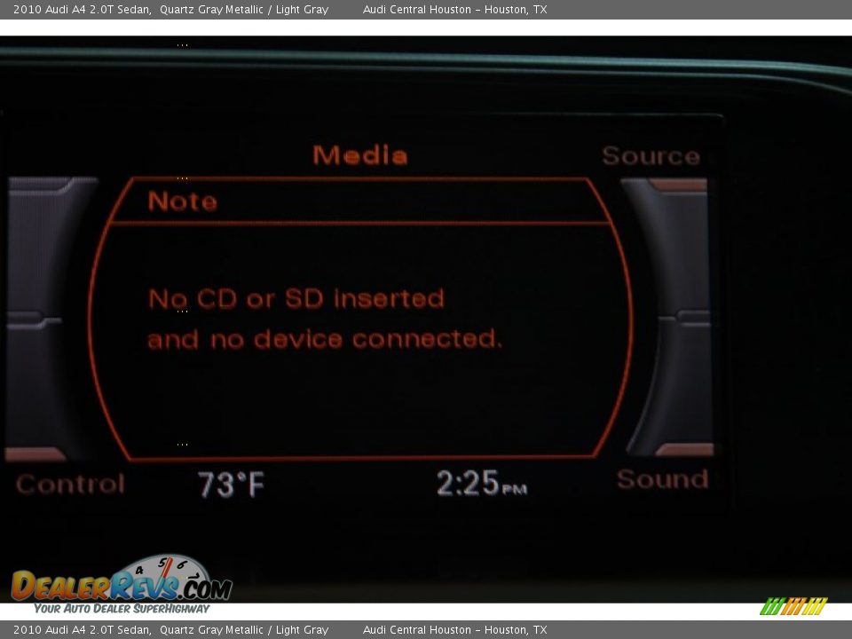 2010 Audi A4 2.0T Sedan Quartz Gray Metallic / Light Gray Photo #22