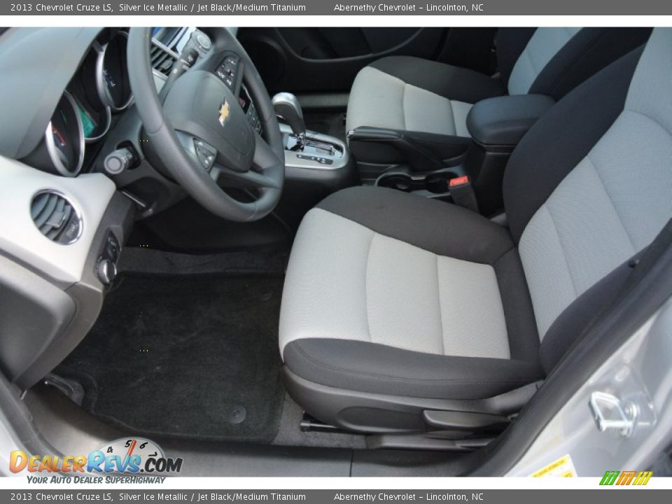 2013 Chevrolet Cruze LS Silver Ice Metallic / Jet Black/Medium Titanium Photo #8