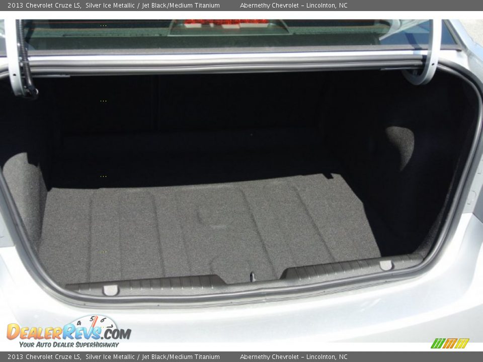 2013 Chevrolet Cruze LS Silver Ice Metallic / Jet Black/Medium Titanium Photo #16