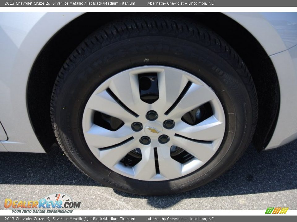 2013 Chevrolet Cruze LS Silver Ice Metallic / Jet Black/Medium Titanium Photo #19