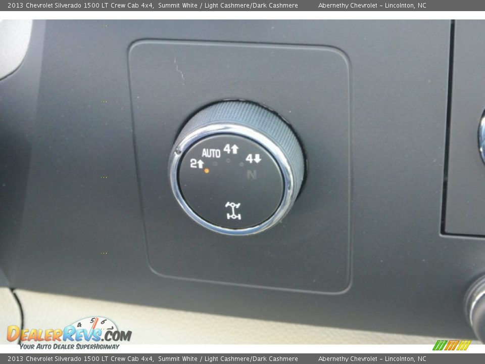 2013 Chevrolet Silverado 1500 LT Crew Cab 4x4 Summit White / Light Cashmere/Dark Cashmere Photo #10