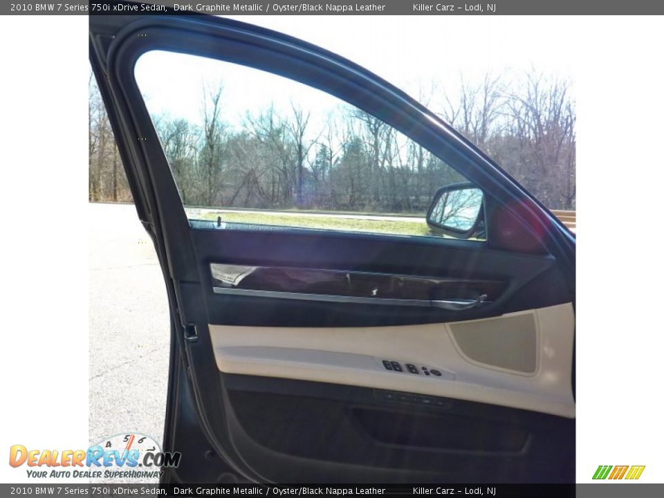 2010 BMW 7 Series 750i xDrive Sedan Dark Graphite Metallic / Oyster/Black Nappa Leather Photo #11