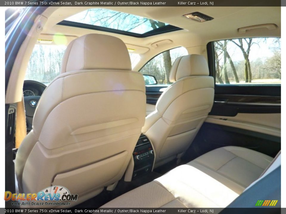 2010 BMW 7 Series 750i xDrive Sedan Dark Graphite Metallic / Oyster/Black Nappa Leather Photo #30
