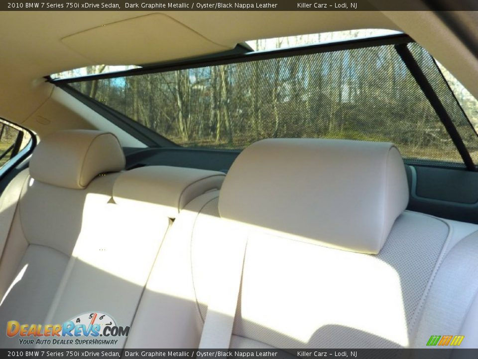 2010 BMW 7 Series 750i xDrive Sedan Dark Graphite Metallic / Oyster/Black Nappa Leather Photo #32