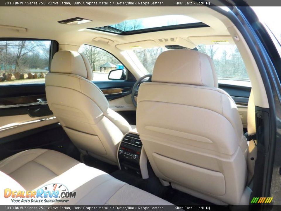 2010 BMW 7 Series 750i xDrive Sedan Dark Graphite Metallic / Oyster/Black Nappa Leather Photo #33