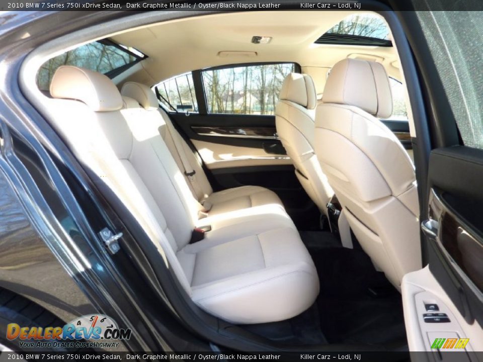 2010 BMW 7 Series 750i xDrive Sedan Dark Graphite Metallic / Oyster/Black Nappa Leather Photo #34