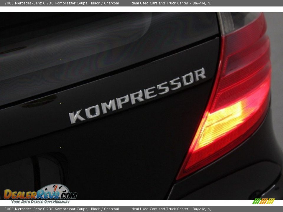 2003 Mercedes-Benz C 230 Kompressor Coupe Black / Charcoal Photo #17