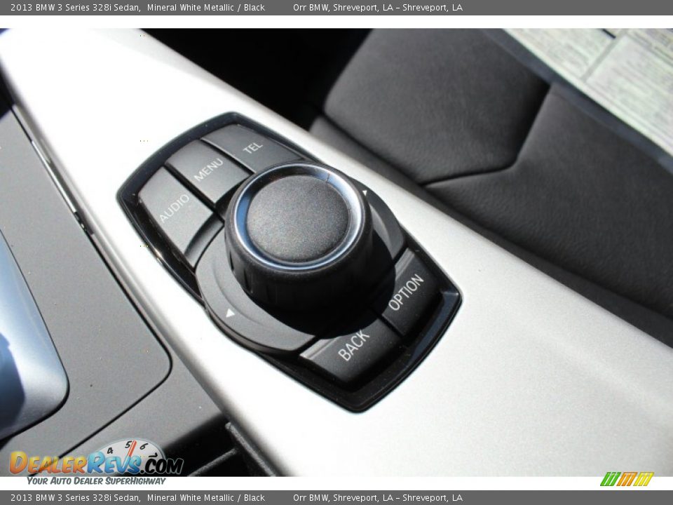 2013 BMW 3 Series 328i Sedan Mineral White Metallic / Black Photo #26