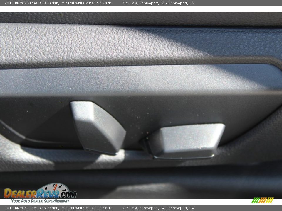 2013 BMW 3 Series 328i Sedan Mineral White Metallic / Black Photo #35