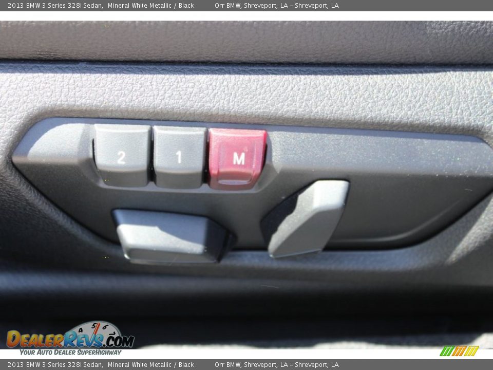 2013 BMW 3 Series 328i Sedan Mineral White Metallic / Black Photo #36