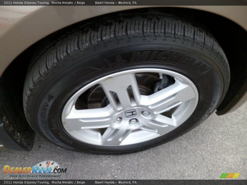 2011 Honda Odyssey Touring Mocha Metallic / Beige Photo #8