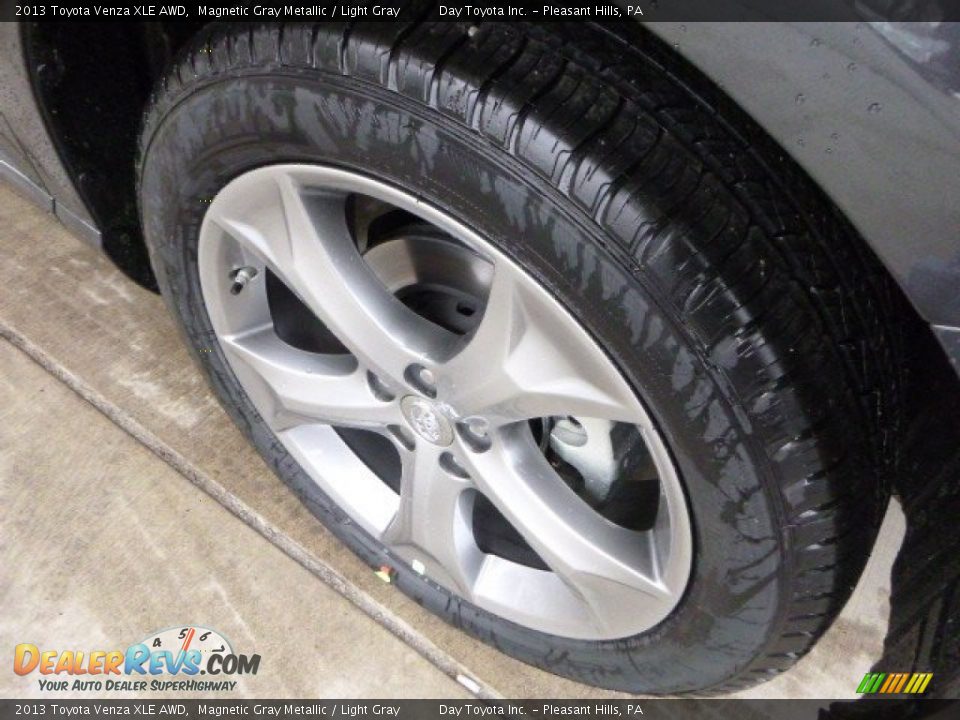 2013 Toyota Venza XLE AWD Magnetic Gray Metallic / Light Gray Photo #8