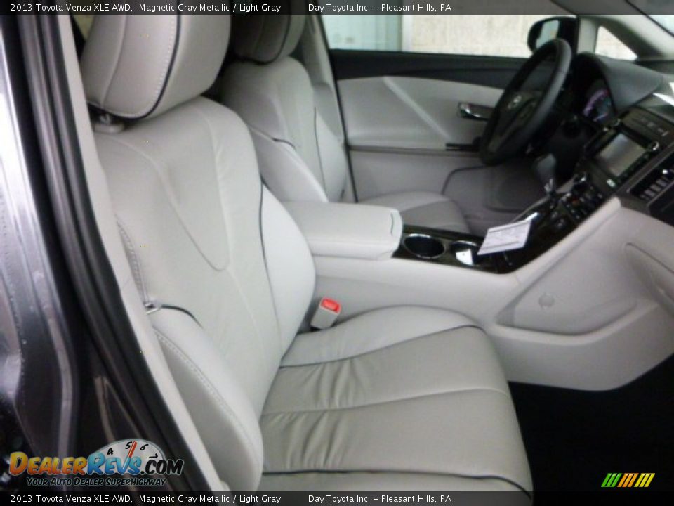 2013 Toyota Venza XLE AWD Magnetic Gray Metallic / Light Gray Photo #9