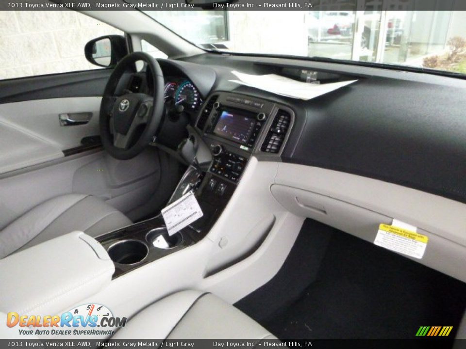 2013 Toyota Venza XLE AWD Magnetic Gray Metallic / Light Gray Photo #10