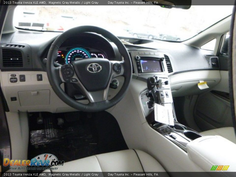 2013 Toyota Venza XLE AWD Magnetic Gray Metallic / Light Gray Photo #15