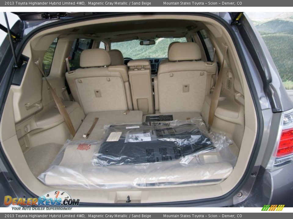 2013 Toyota Highlander Hybrid Limited 4WD Trunk Photo #8