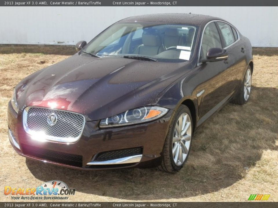 Front 3/4 View of 2013 Jaguar XF 3.0 AWD Photo #1