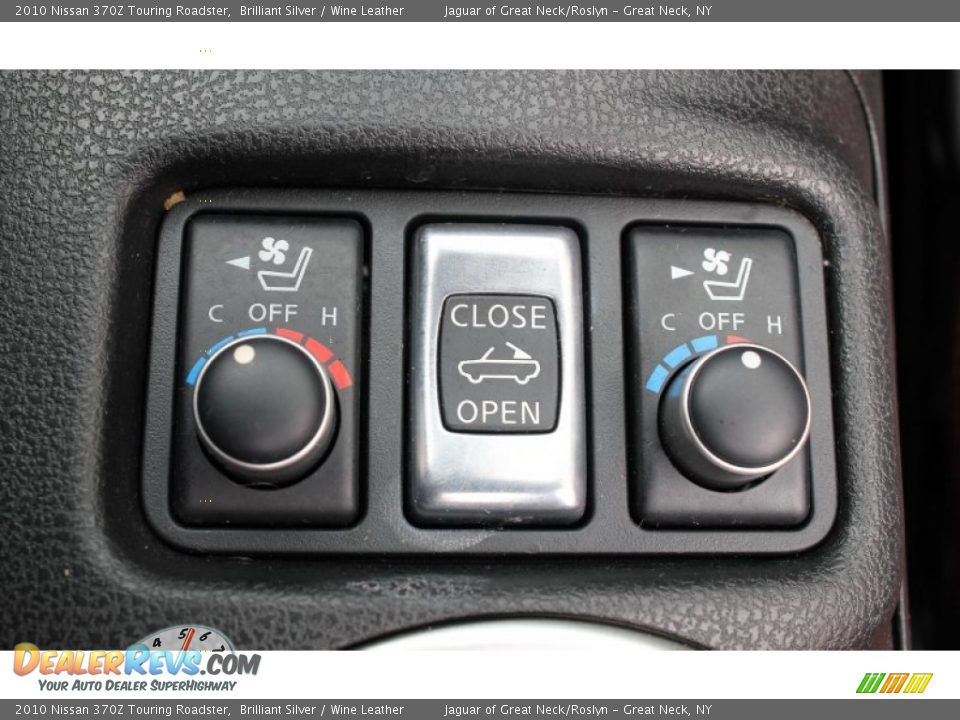 Controls of 2010 Nissan 370Z Touring Roadster Photo #15