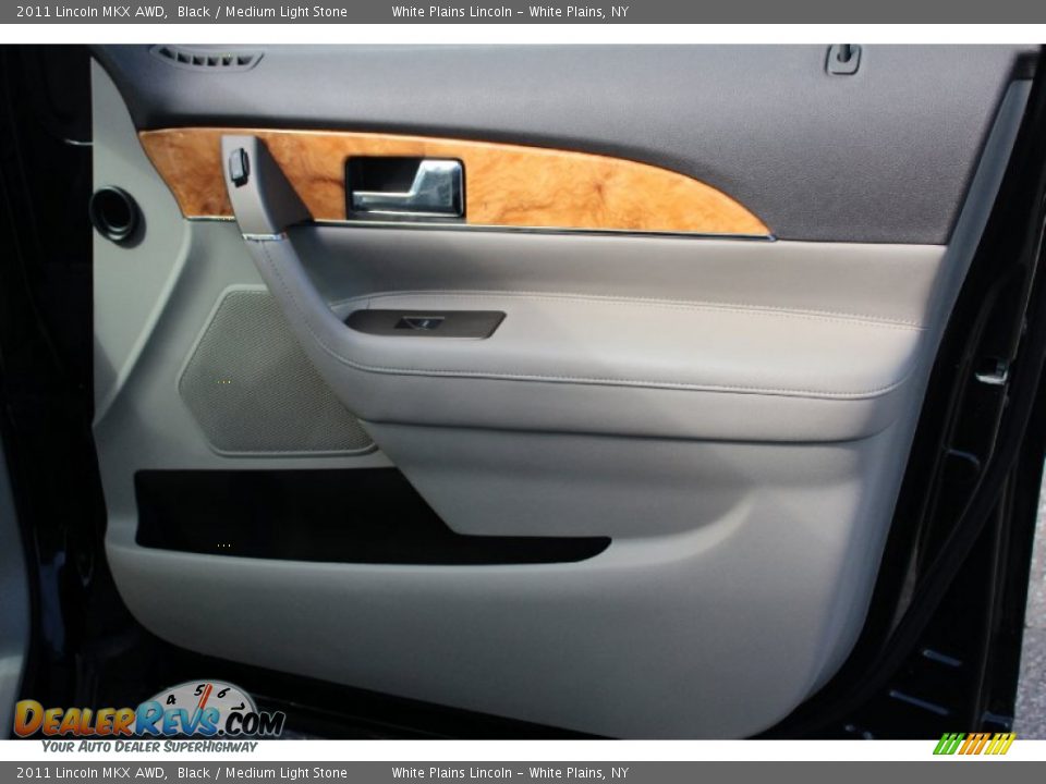 2011 Lincoln MKX AWD Black / Medium Light Stone Photo #13