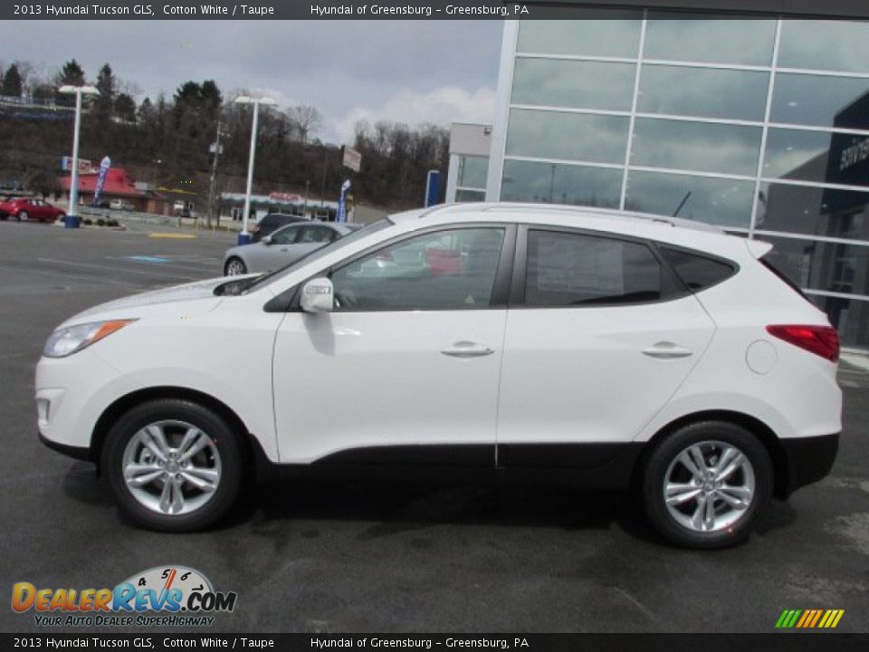 2013 Hyundai Tucson GLS Cotton White / Taupe Photo #2
