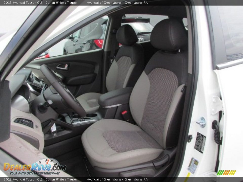 2013 Hyundai Tucson GLS Cotton White / Taupe Photo #6