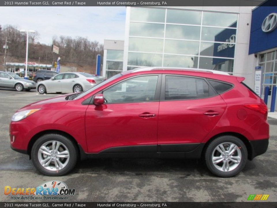 2013 Hyundai Tucson GLS Garnet Red / Taupe Photo #2